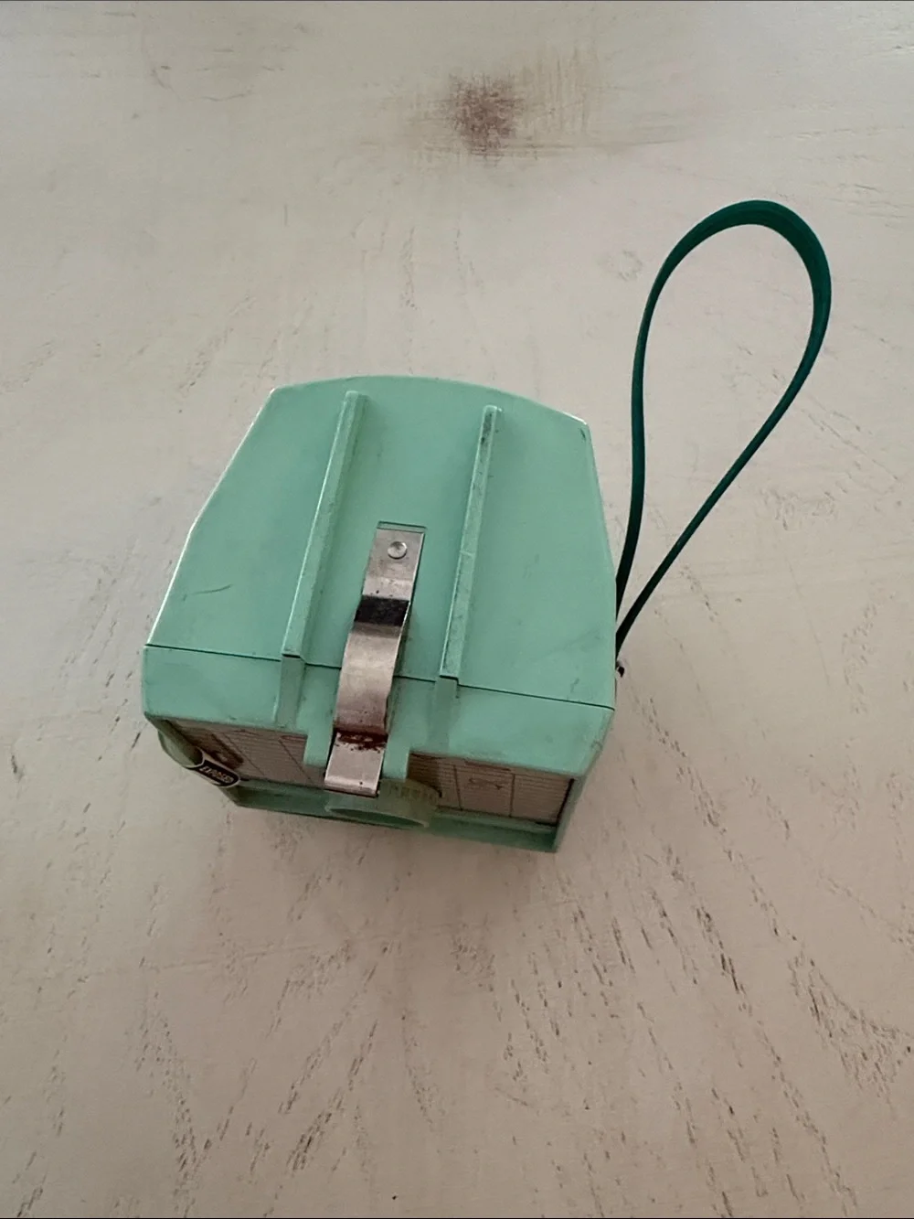 Savoy Imperial Box Camera Seafoam Green with Film 1960’s - untested - Picture 9 of 14